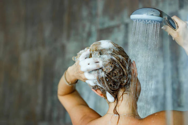 The Ultimate Guide to Choosing the Right Shampoo for Your Hair Type